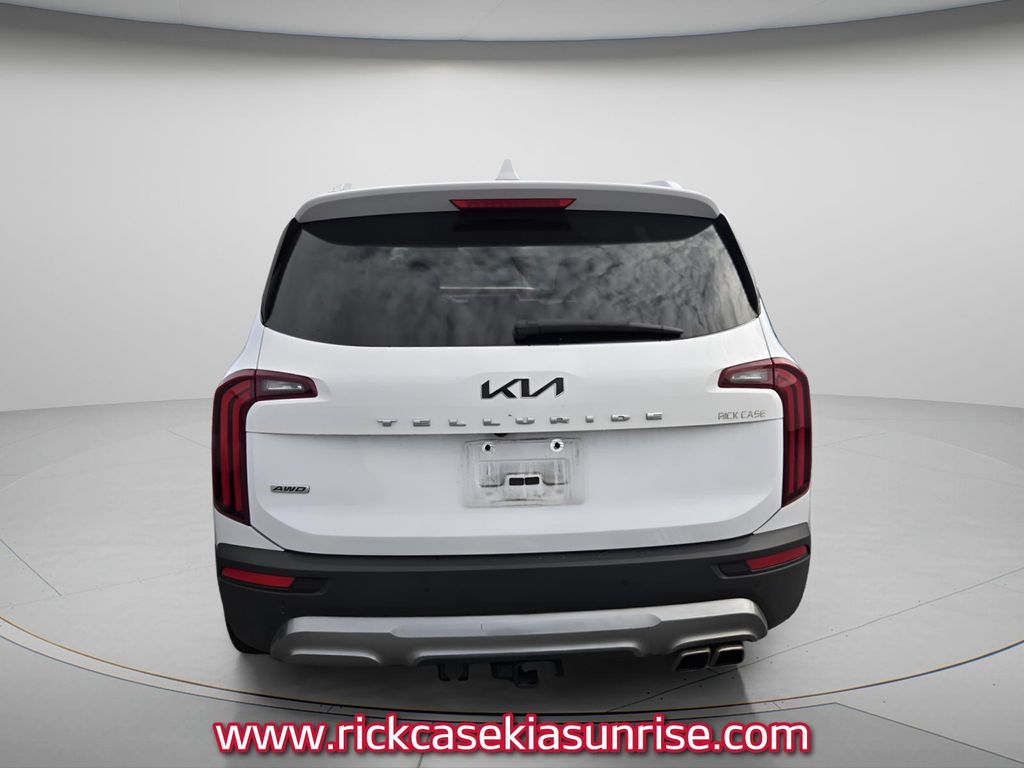 2022 Kia Telluride - $22,811