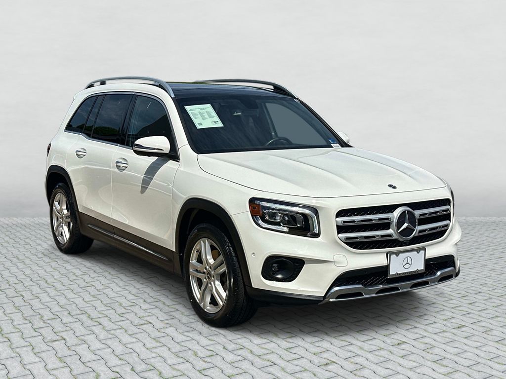 Thumbnail: 2022 Mercedes-Benz GLB - 7