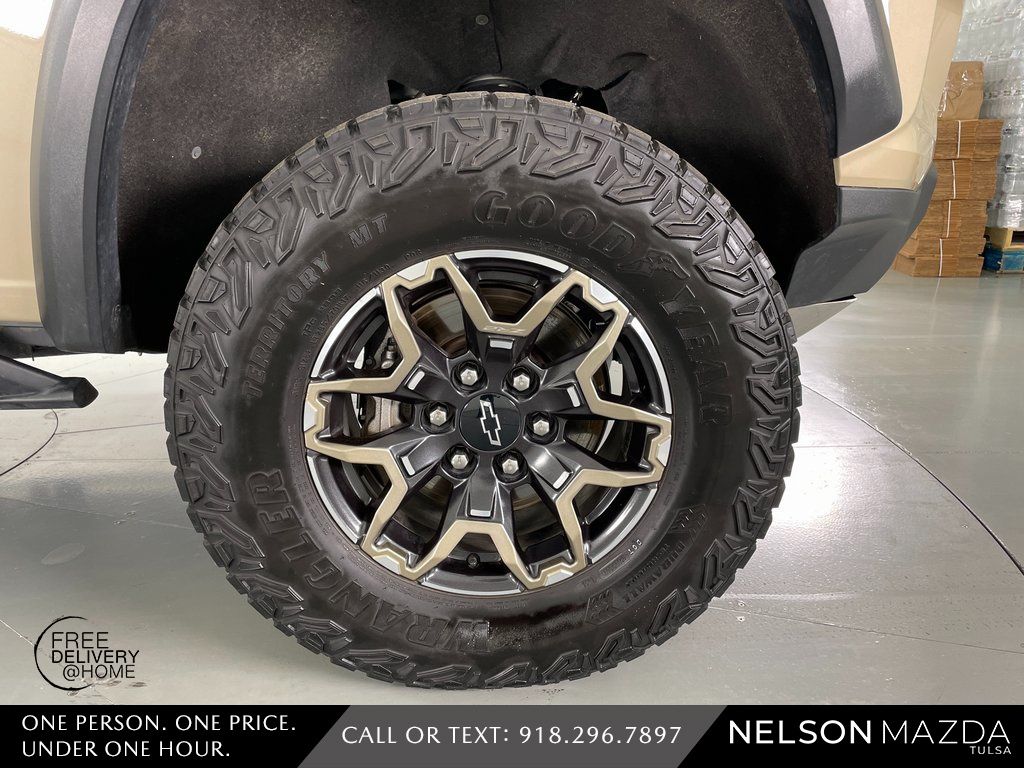 Used 2023 Beige Chevrolet ZR2 image 14