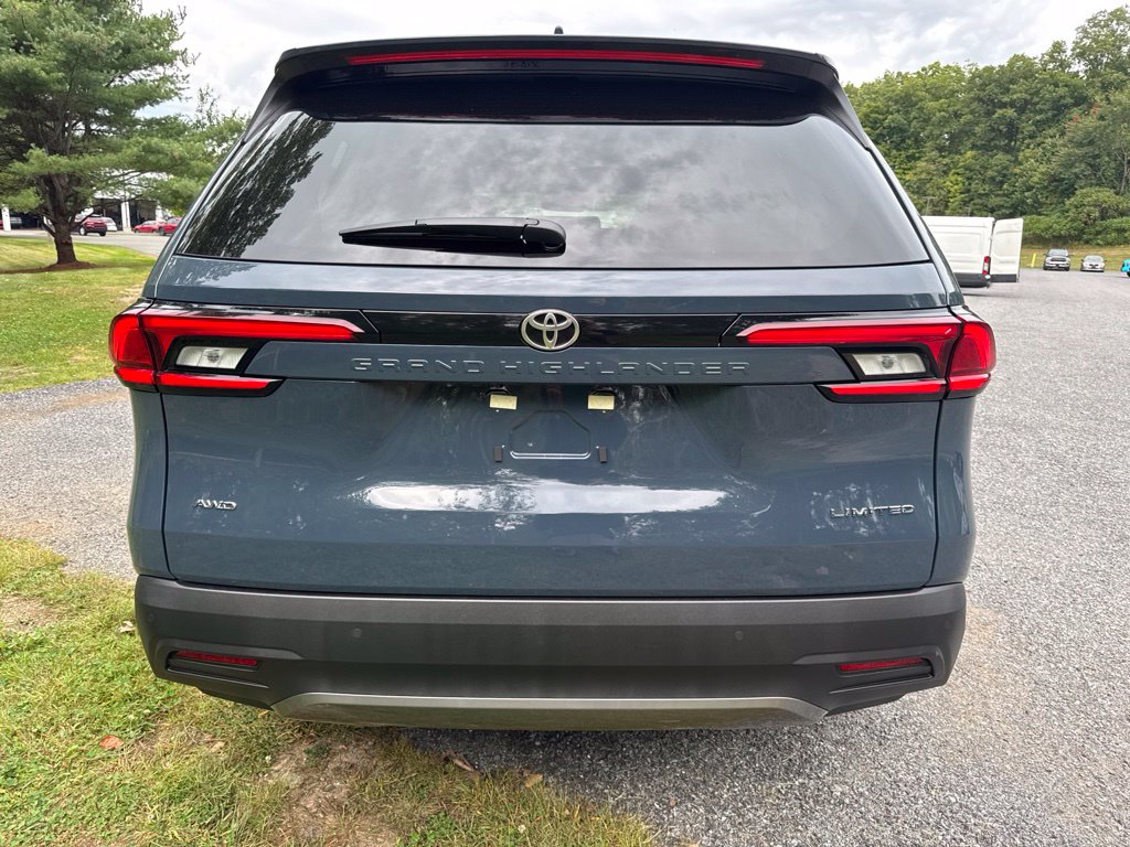 New 2026 Toyota Grand Highlander SUV