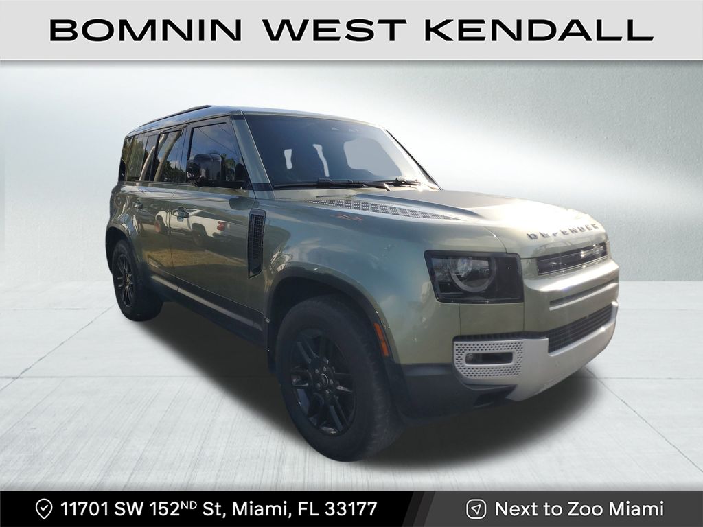 2023 Land Rover Defender 110 S photo