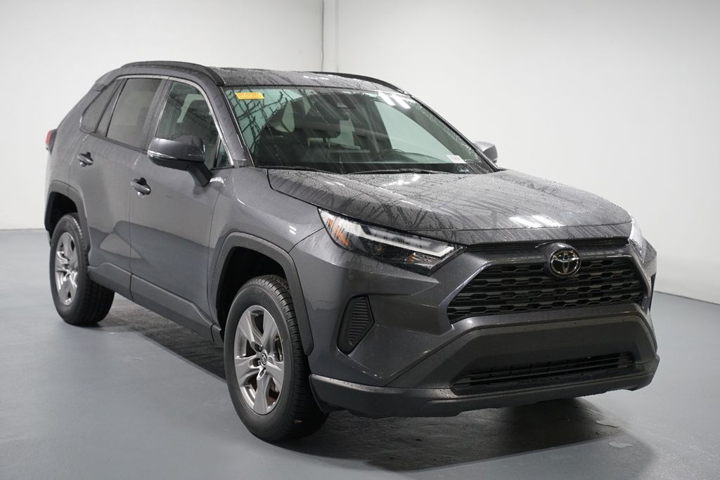 Thumbnail: 2025 Toyota RAV4 - 3