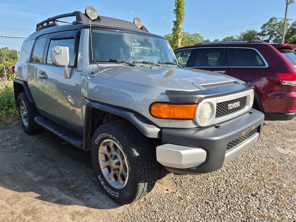 Silver 2011 Toyota FJ Cruiser SUV / Crossover Four-Wheel Drive 5-Speed Automatic