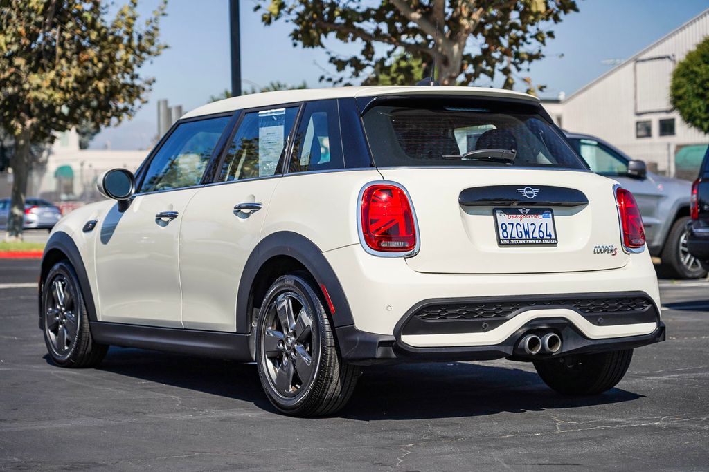 2022 MINI Cooper S Signature 6