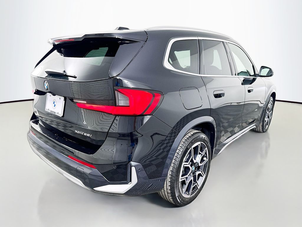 Thumbnail: 2026 BMW X1 - 5