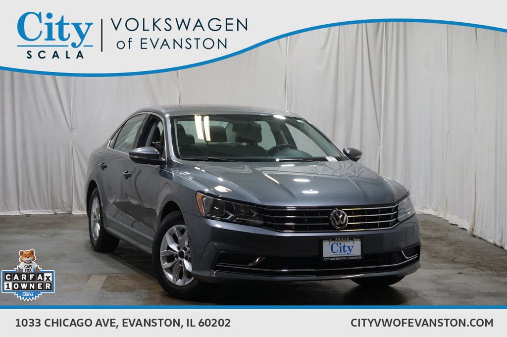 Platinum Gray Metallic 2017 Volkswagen Passat Sedan Front-Wheel Drive 6-Speed Automatic
