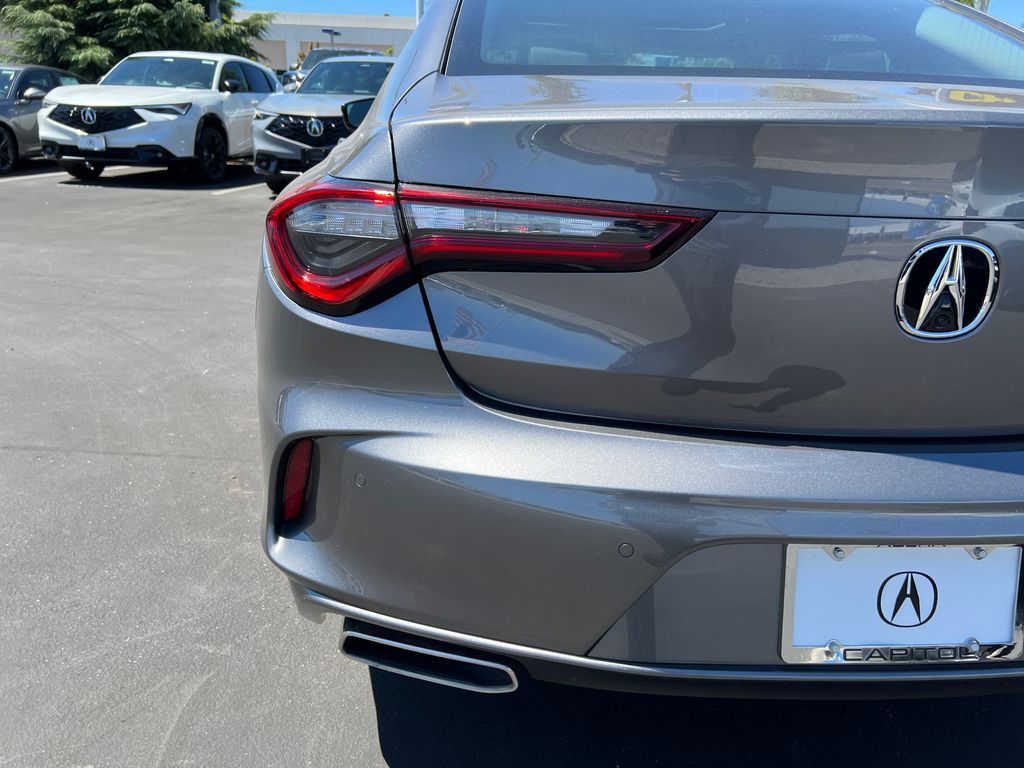 Thumbnail: 2025 Acura TLX - 10