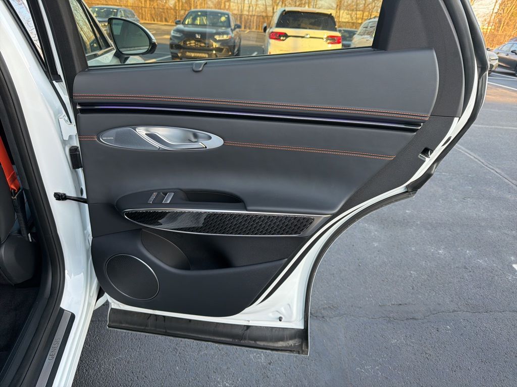 Thumbnail: 2026 Genesis GV70 - 25