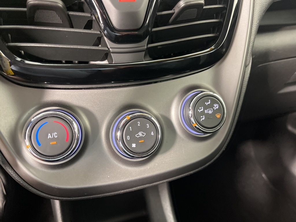 Thumbnail: 2022 Chevrolet Spark - 24