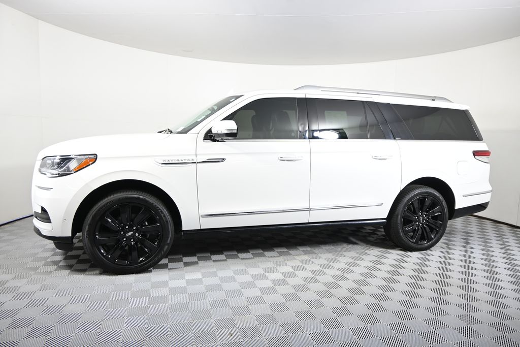 Used 2024 Lincoln Navigator Reserve with VIN 5LMJJ3LG0REL14414 for sale in Forest Lake, Minnesota