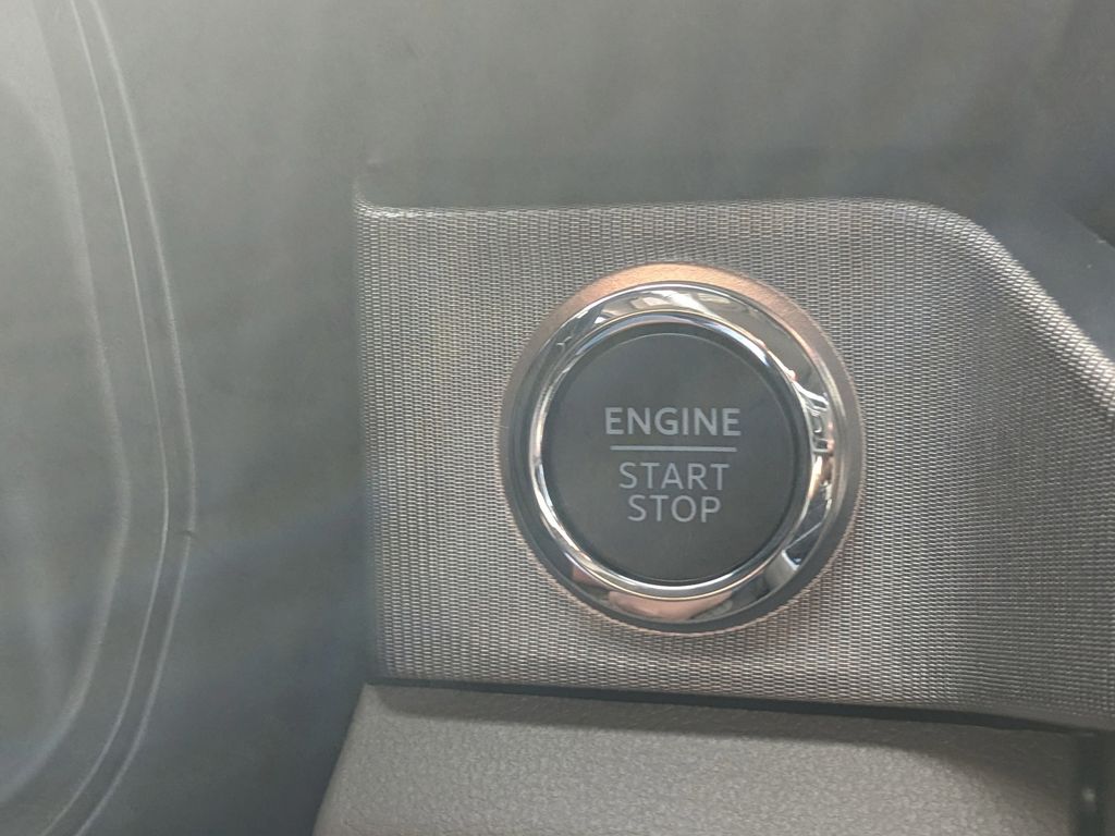 2025 Ford F-250 Super Duty Platinum