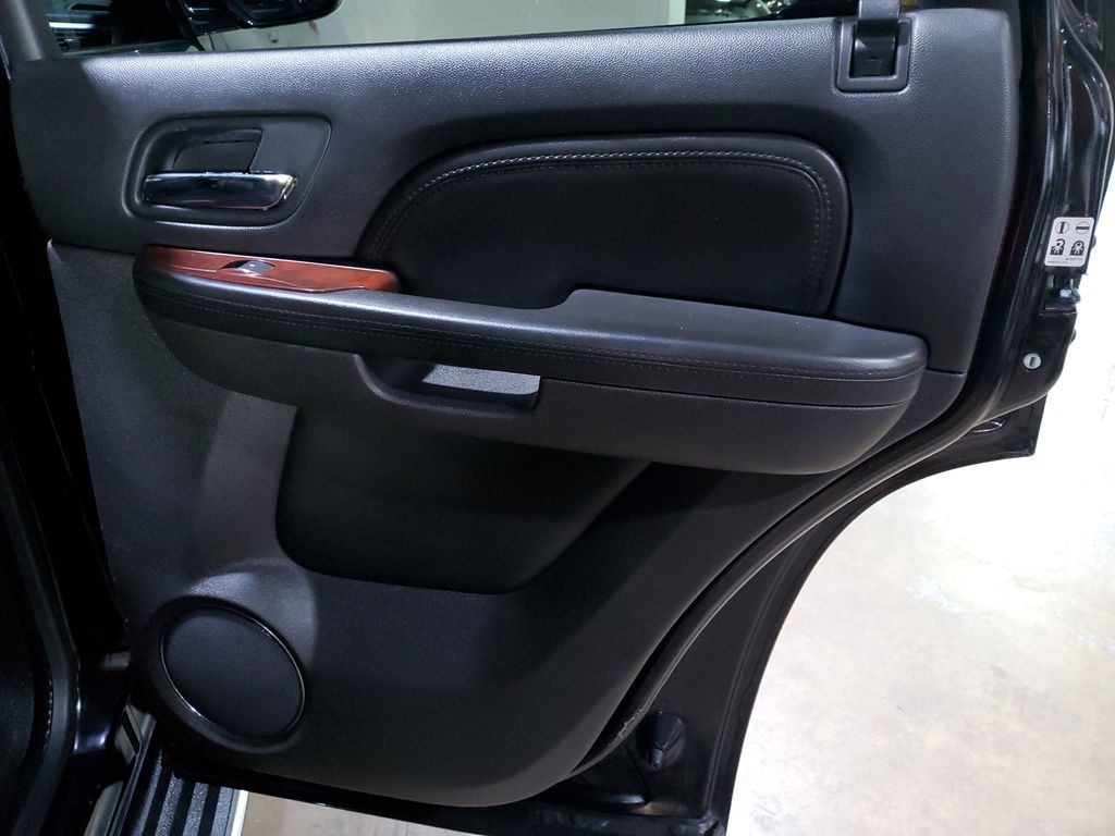 2008 Cadillac Escalade photo