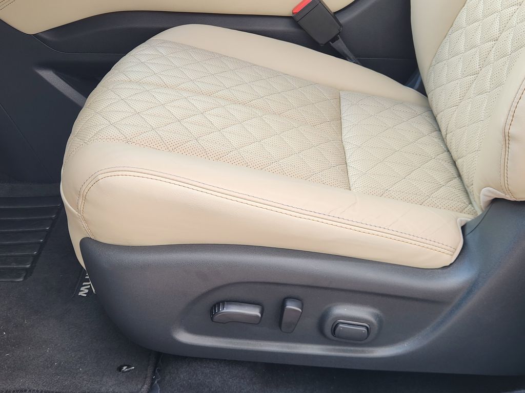 2023 Nissan Murano Platinum White at Central Houston Nissan