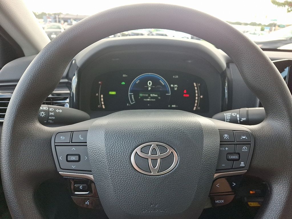 Thumbnail: 2025 Toyota Camry - 19