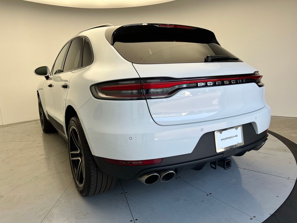 Thumbnail: 2021 Porsche Macan - 3