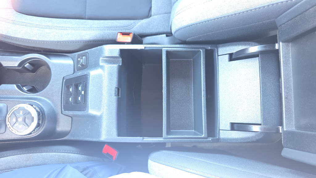 Certified Used 2023 Red Ford Base image 38