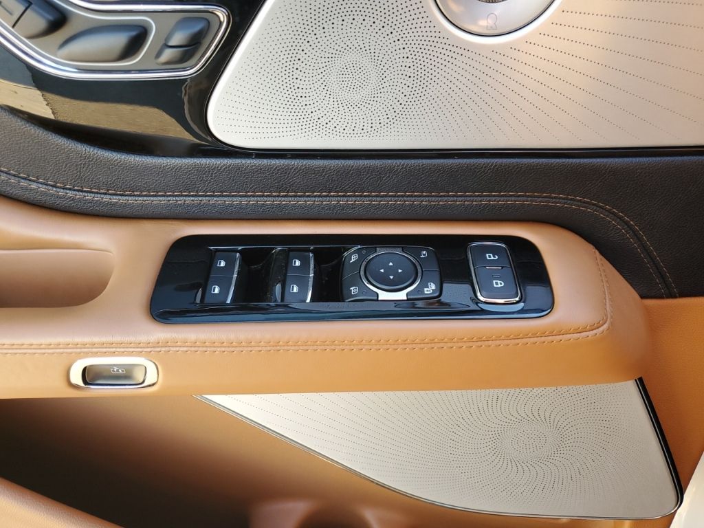 Used Car 2020 Lincoln Aviator  Black Label For Sale Under $35,000 In Austin, Texas