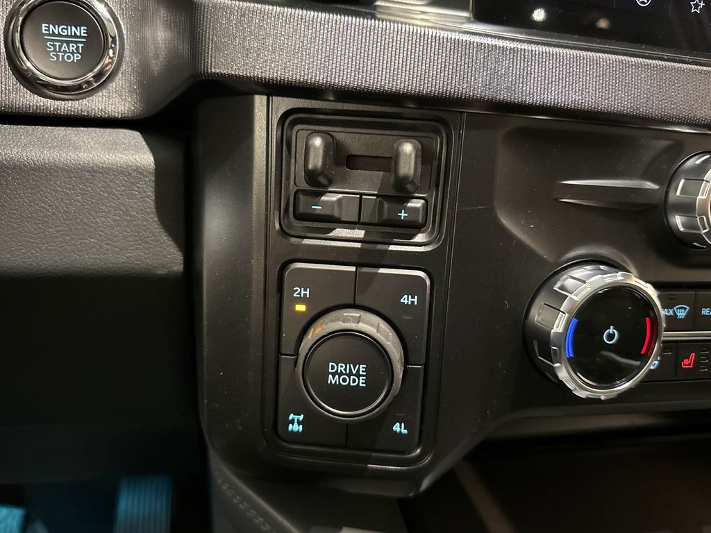 New 2026 Gray Ford Platinum image 34
