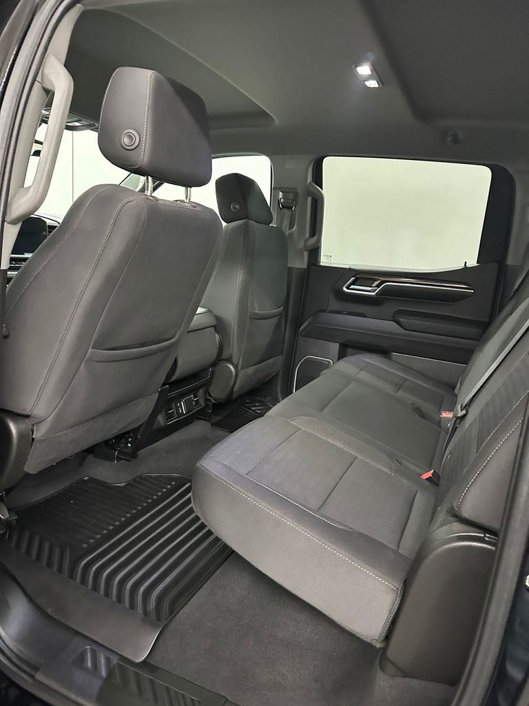 used 2022 Chevrolet Silverado 1500 car, priced at $30,985