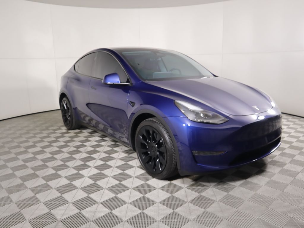 Thumbnail: 2024 Tesla Model Y - 3