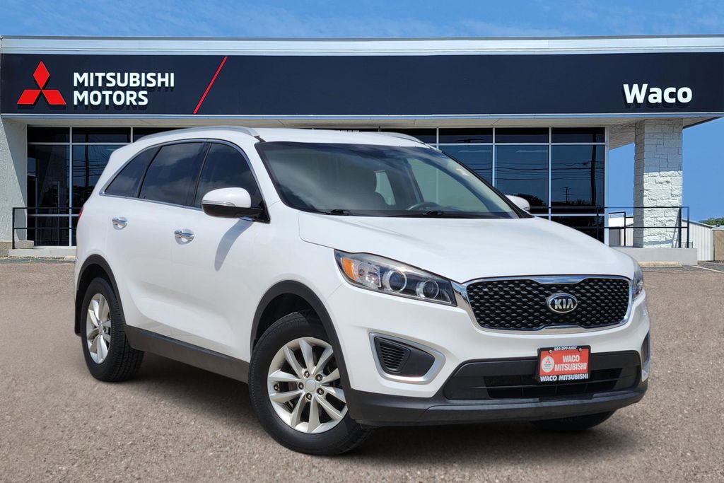 Snow White Pearl 2018 Kia Sorento LX FWD SUV / Crossover Front-Wheel Drive 6-Speed Automatic