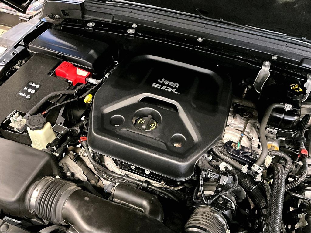 2020 Jeep Wrangler — photo 36