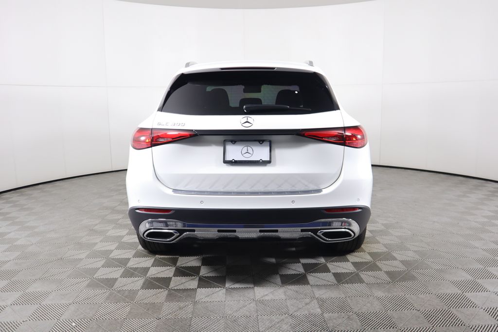 Thumbnail: 2025 Mercedes-Benz GLC - 6