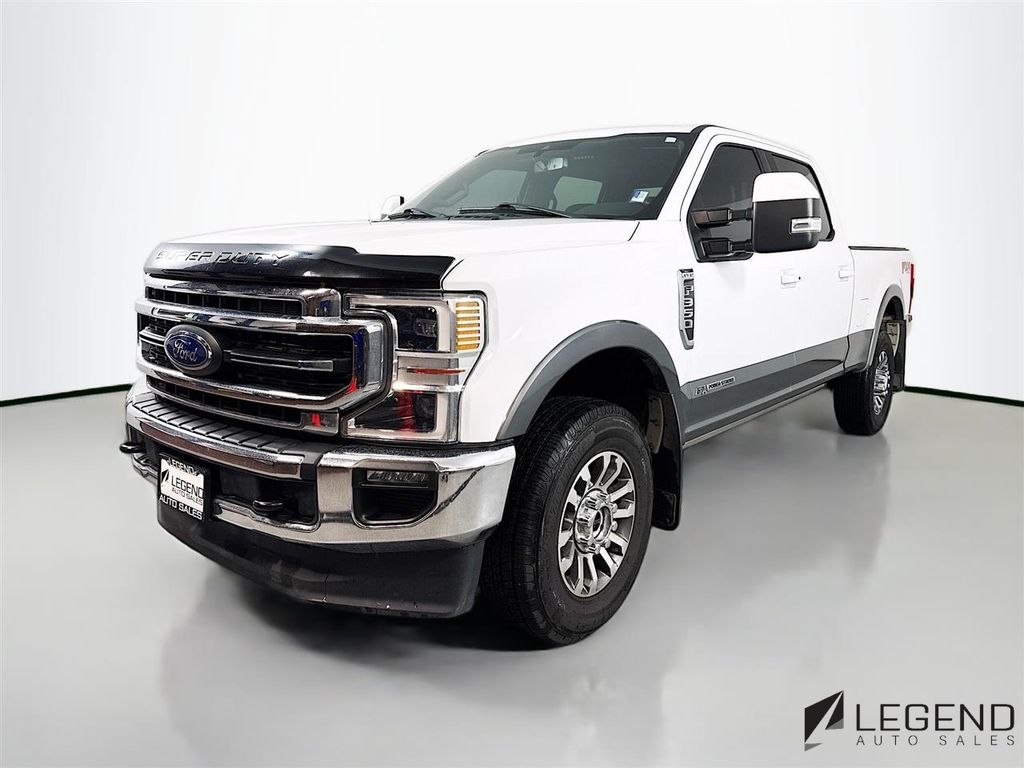 White 2022 Ford F-350 Super Duty Lariat Crew Cab 4WD Pickup Truck Four-Wheel Drive Automatic