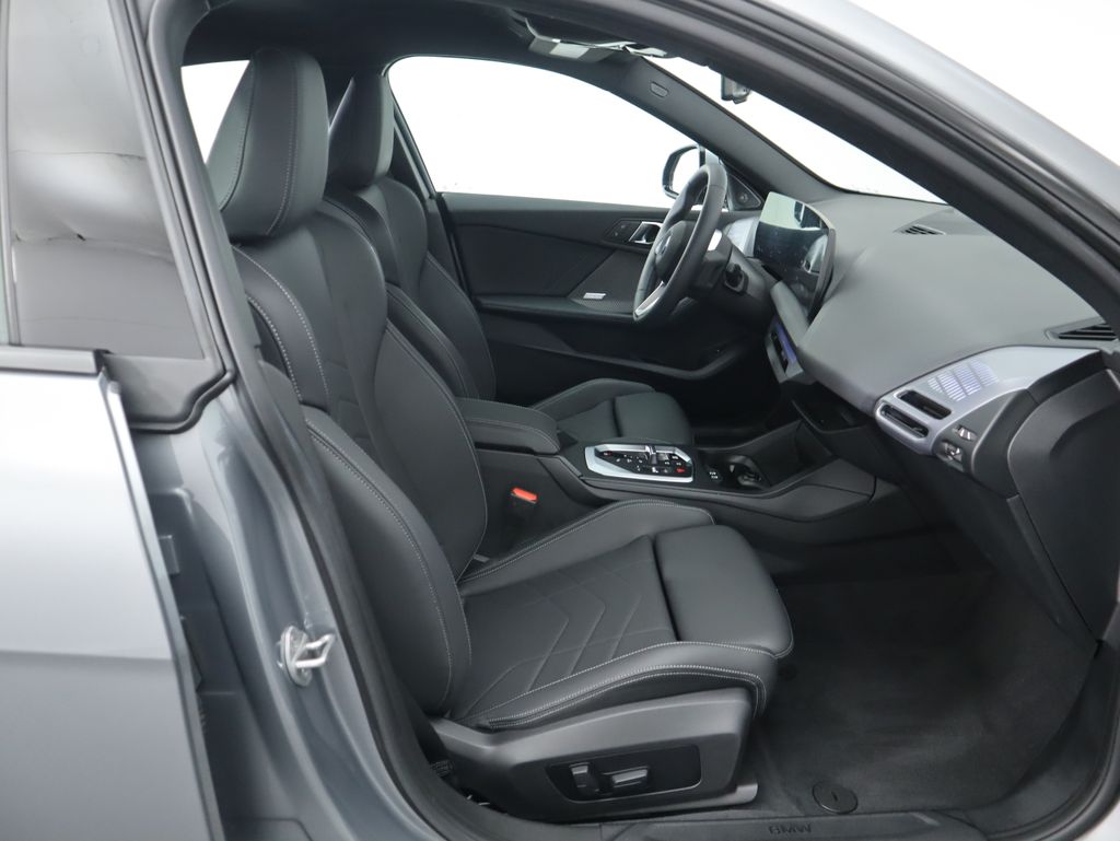 Thumbnail: 2026 BMW 2 Series - 21