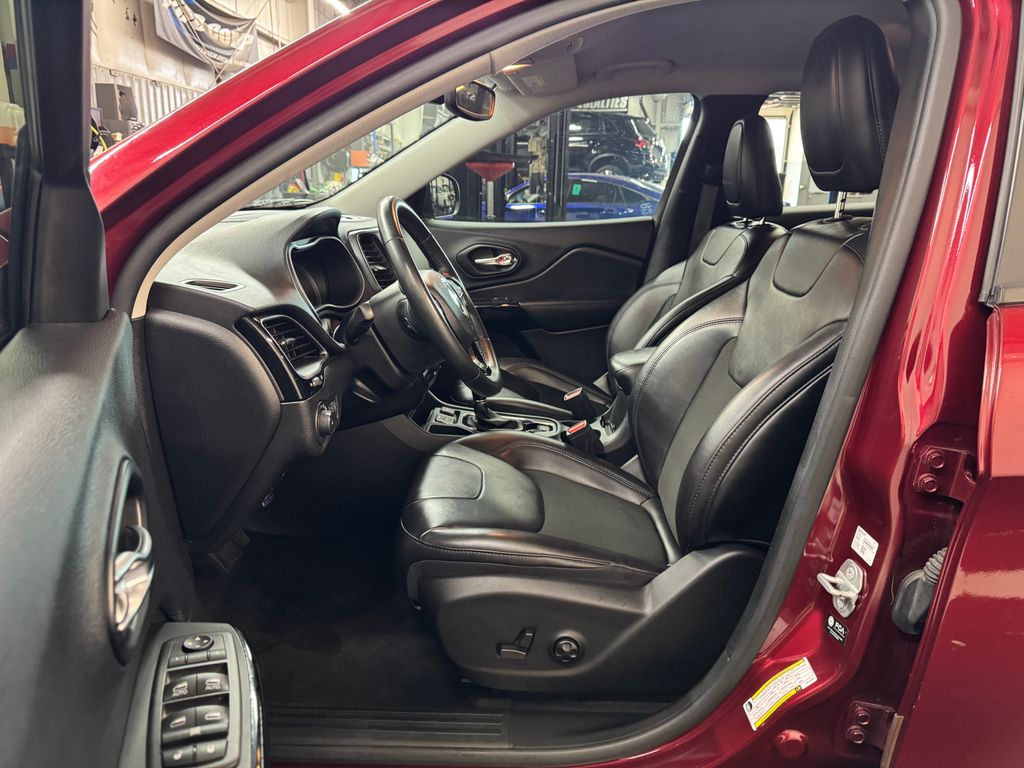 2021 Jeep Cherokee Altitude