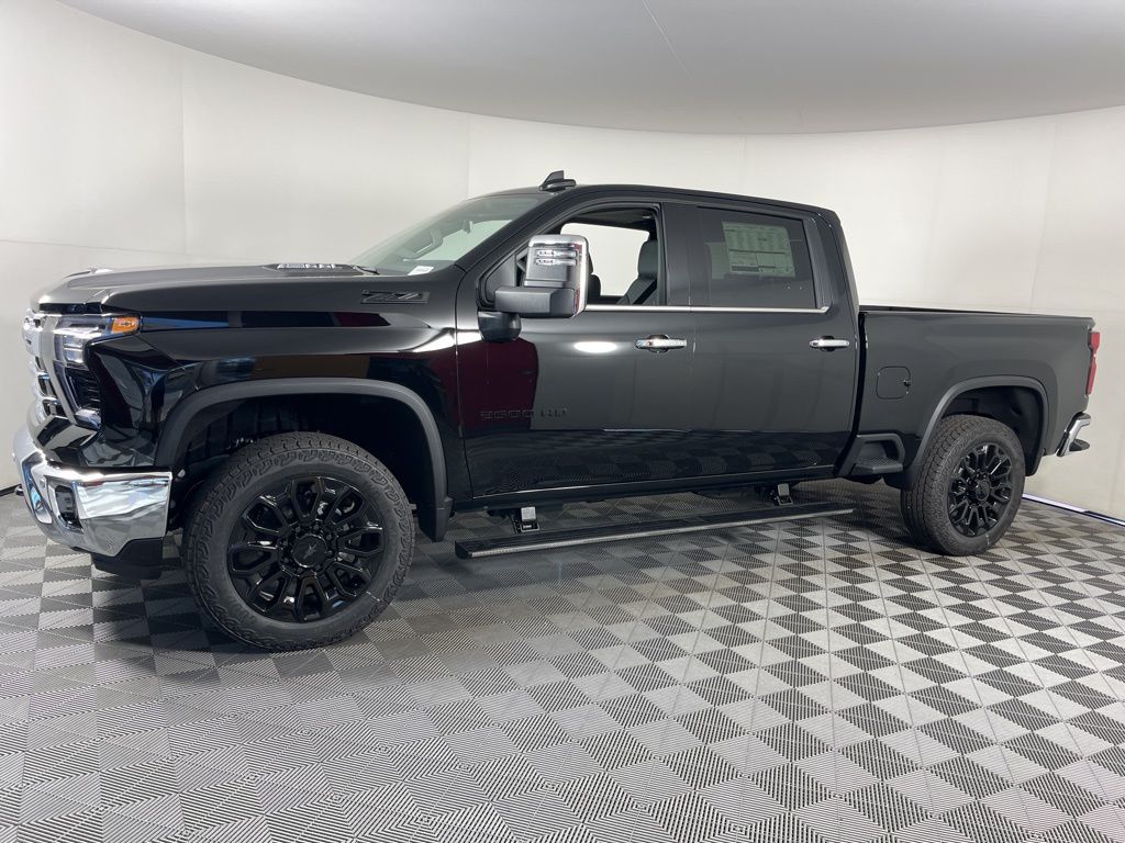 Thumbnail: 2026 Chevrolet Silverado 2500 - 2