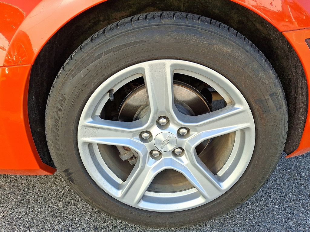 2019 Chevrolet Camaro — photo 7