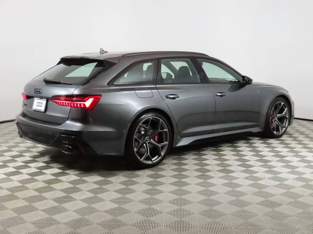 Thumbnail: 2026 Audi RS 6 - 5