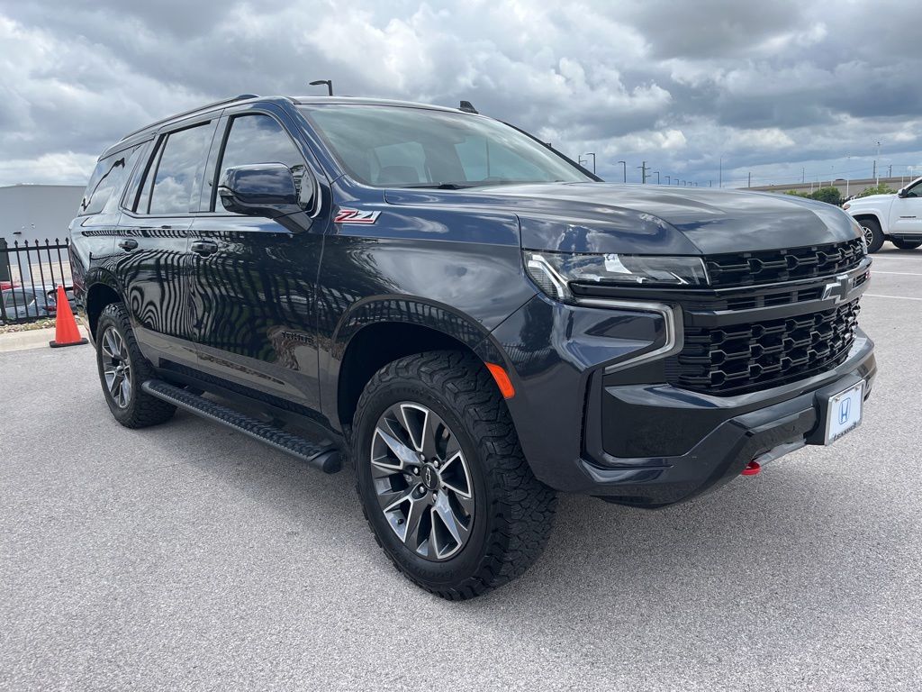 Thumbnail: 2024 Chevrolet Tahoe - 3