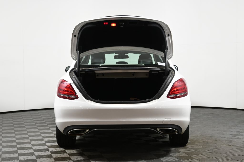 Thumbnail: 2018 Mercedes-Benz C-Class - 32