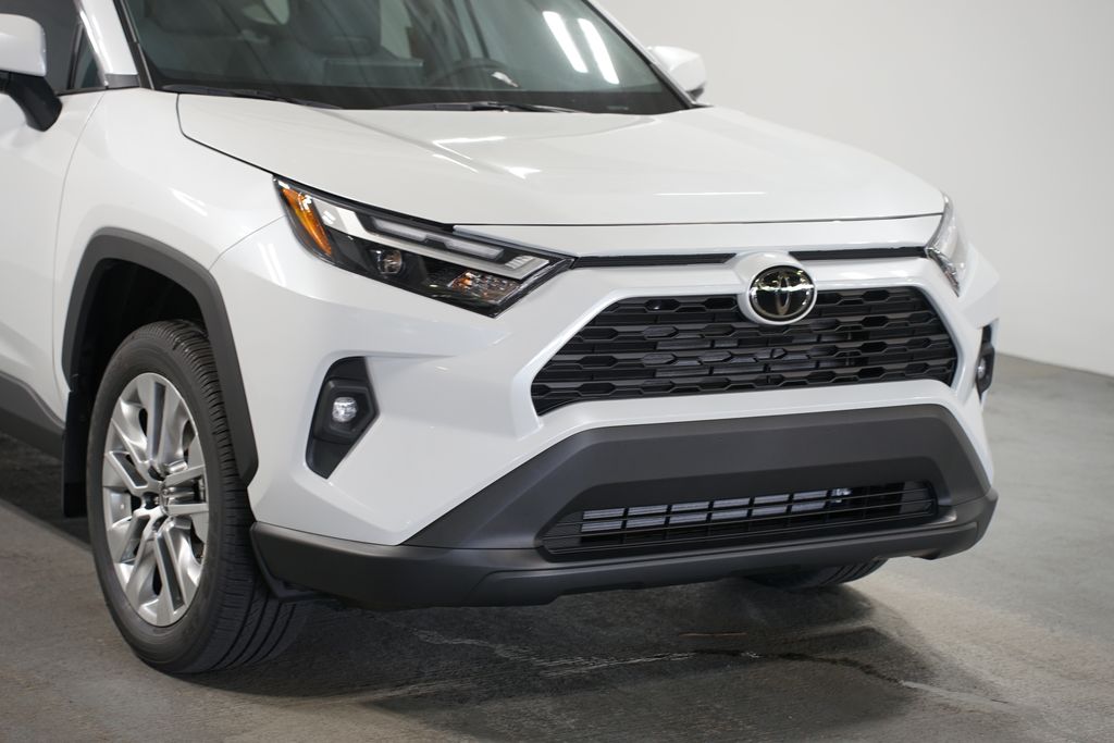 Thumbnail: 2025 Toyota RAV4 - 4