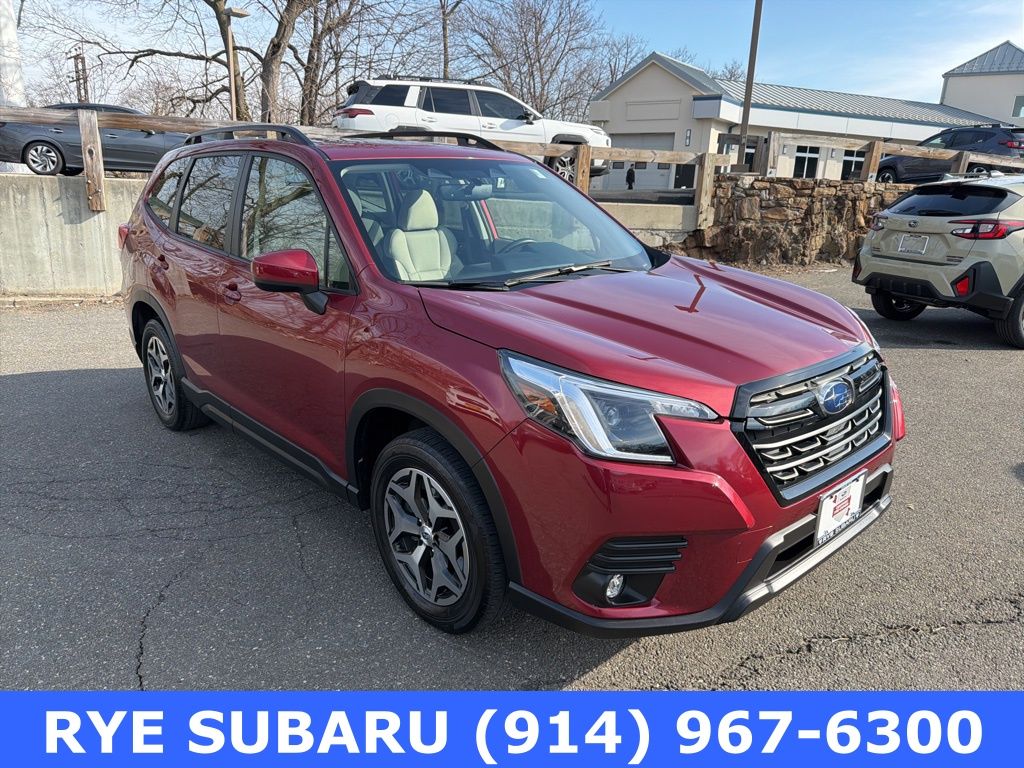 2024 Subaru Forester Premium Crossover AWD