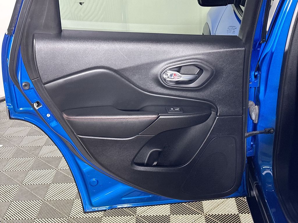 2021 Jeep Cherokee Trailhawk