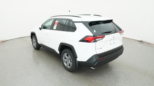 2025 Toyota RAV4 XLE 2