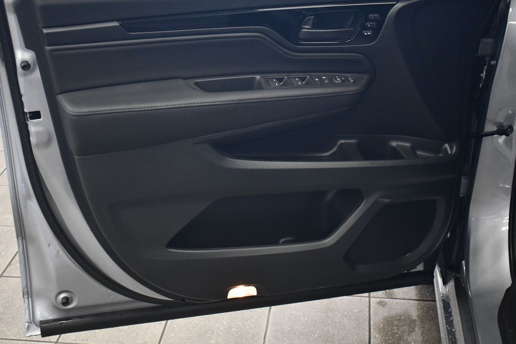 Thumbnail: 2026 Honda Odyssey - 8