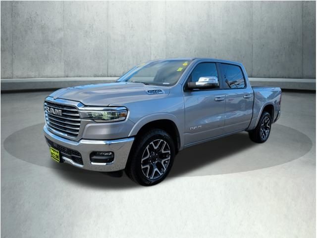 2025 RAM 1500 Laramie 4x4 Crew Cab 5'7's photo