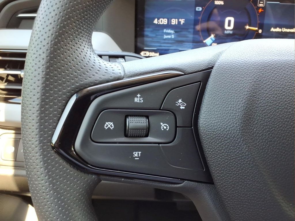 ChevroletBolt EV11