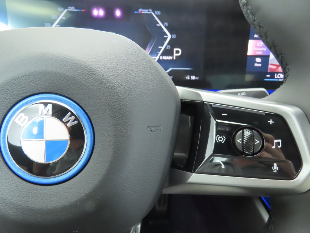 Thumbnail: 2025 BMW i5 - 15