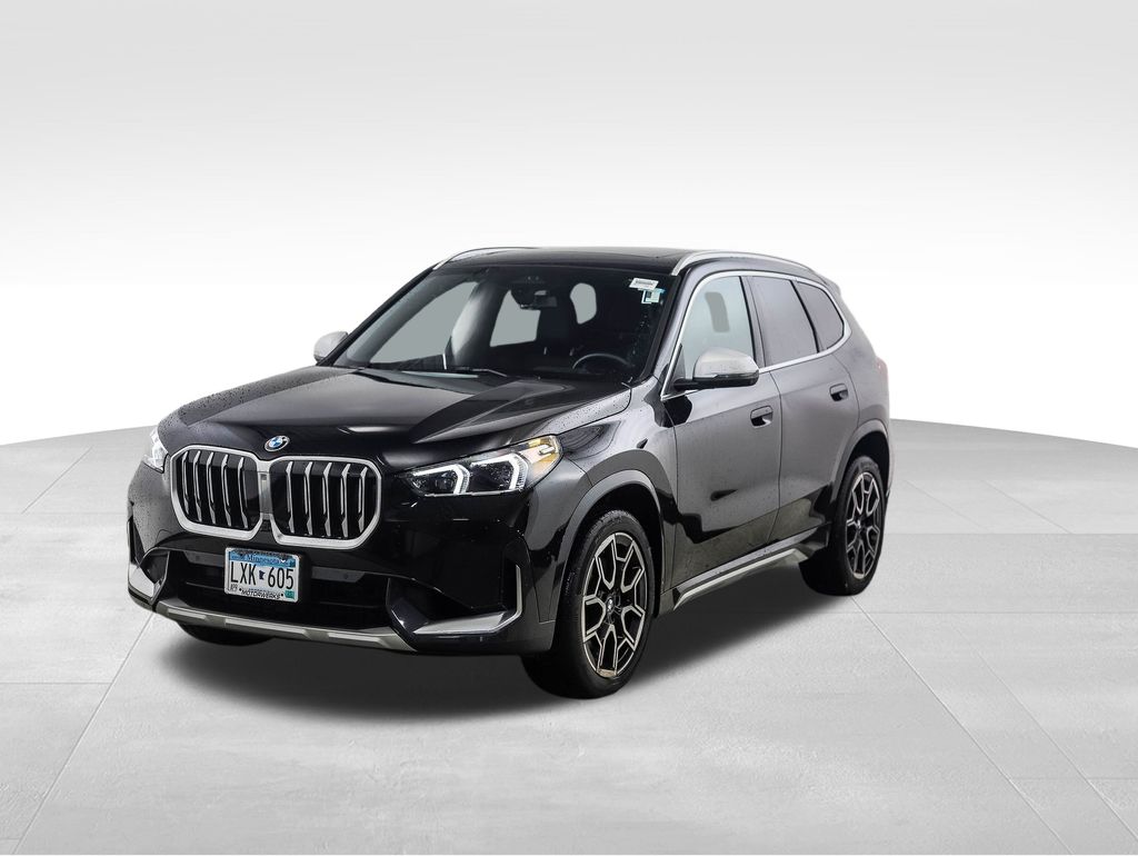 Thumbnail: 2024 BMW X1 - 1