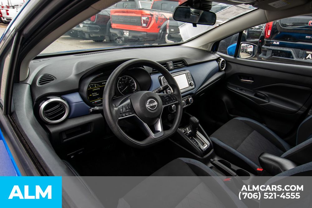 2023 Nissan Versa 1.6 SV photo 18