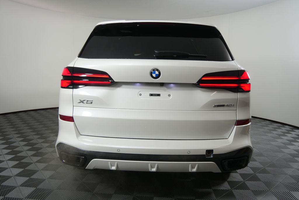 Thumbnail: 2026 BMW X5 - 4