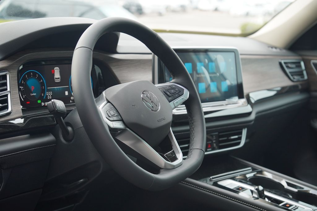 Thumbnail: 2025 Volkswagen Atlas - 8