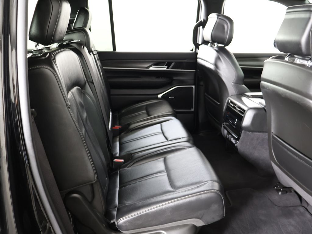 Used 2023 Black Jeep Series II image 39