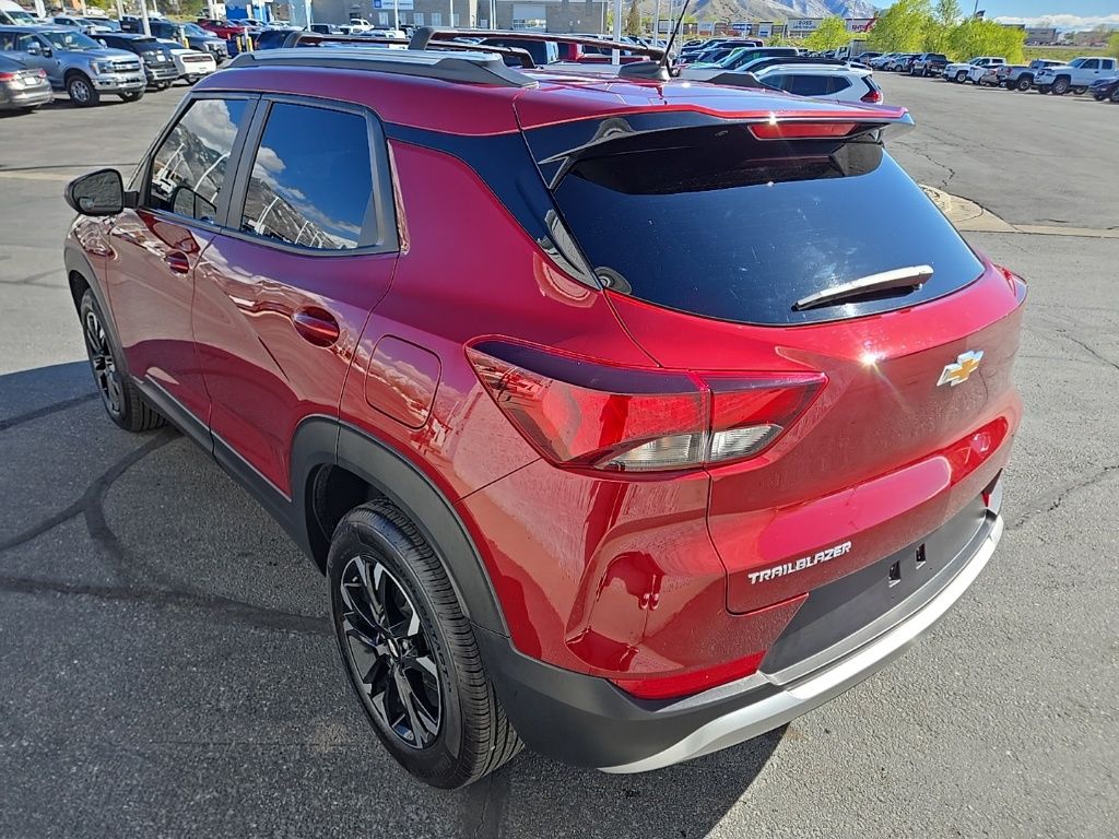 Used 2023 Red Chevrolet LT image 6