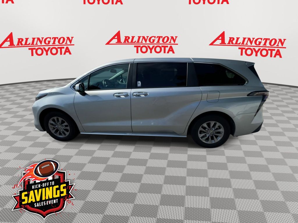 Used 2025 Toyota Sienna Van